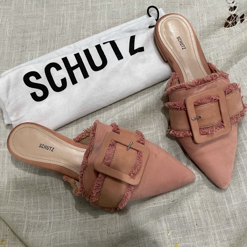 Schutz slip on flats